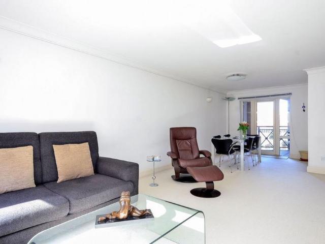 Apartment for rent in Rotherhithe, Greater London