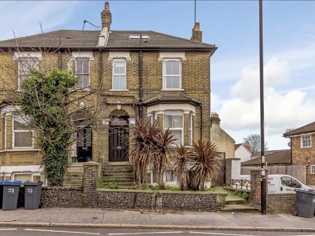Apartment for rent in London Borough of Croydon, Greater London