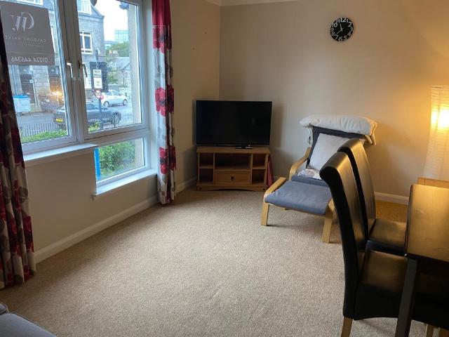 Flat for rent in Ferryhill, Ballindoch