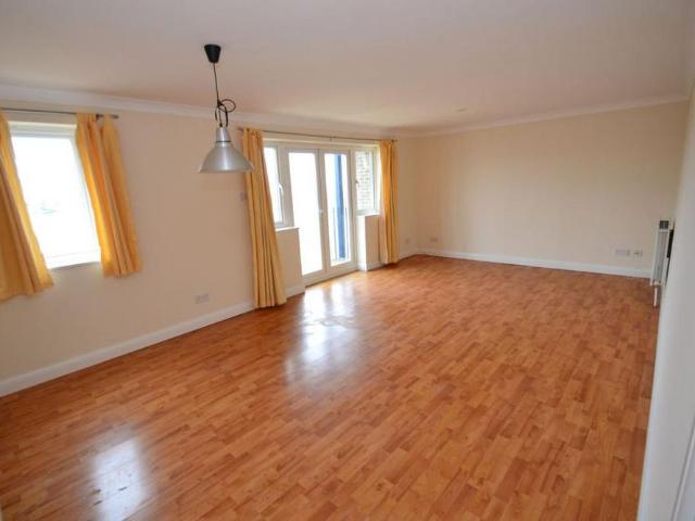 Apartment for rent in Sovereign Harbour, Eastbourne