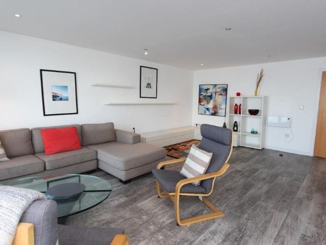 Apartment for rent in Newhaven, Leith