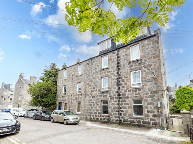 Flat for rent in Ballindoch, Scotland