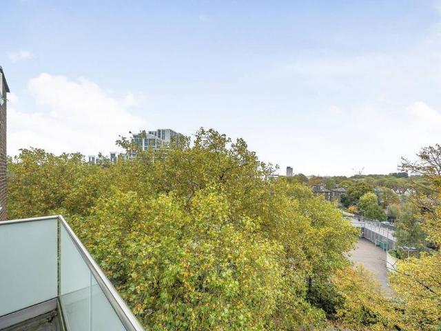 Apartment for rent in Belsize Park, Cat Hill