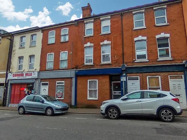 Flat for rent in Aldershot, Hampshire