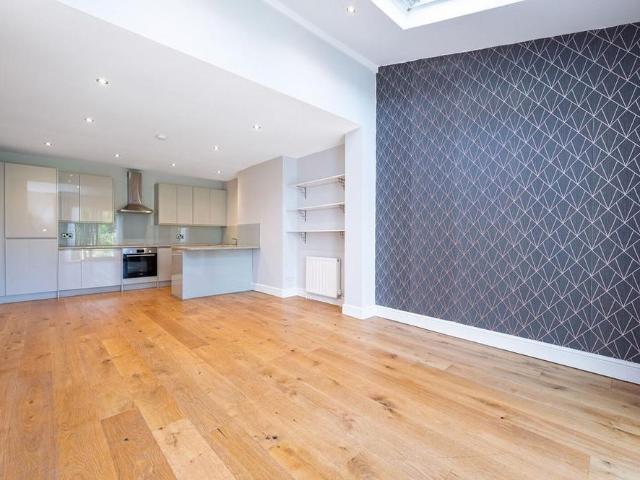 Apartment for rent in London Borough of Barnet, Greater London