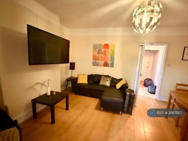 Flat for rent in The Polygon, City Of Southampton