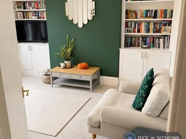 Apartment for rent in London Borough of Wandsworth, Greater London