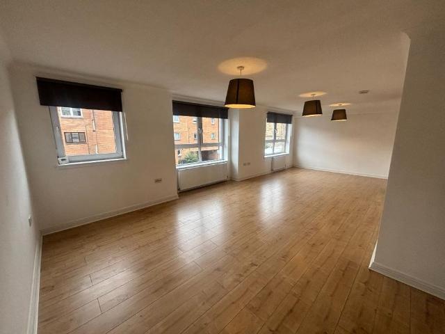 Apartment for rent in Queen's Cross, Scotland