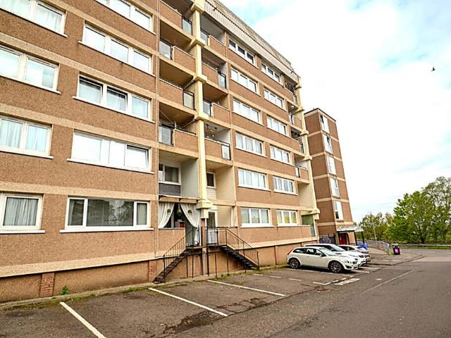 Flat for rent in Wellmeadow, Glasgow