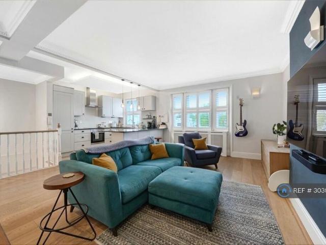 Apartment for rent in Primrose Hill, Greater London