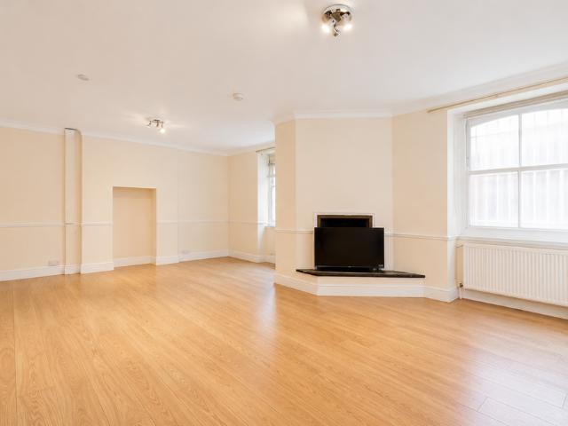 Apartment for rent in Paddington, Greater London