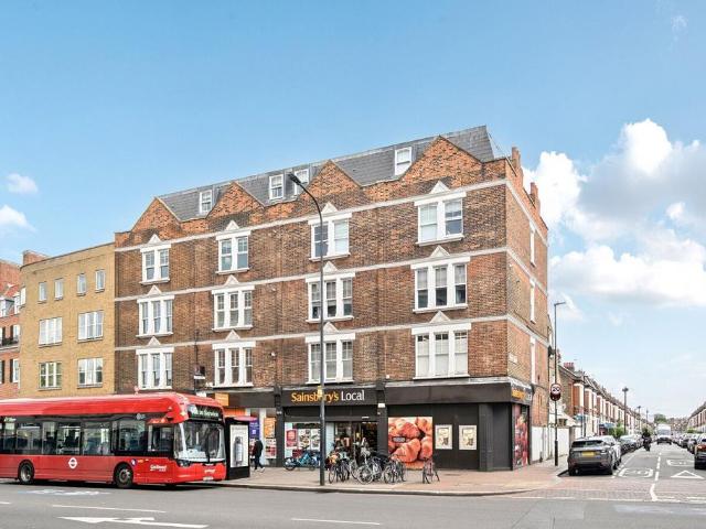 Flat for rent in Clapham, Greater London
