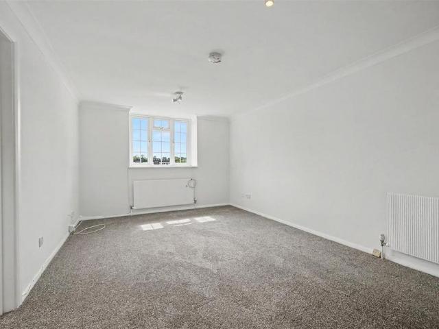 Apartment for rent in Radlett, Hertfordshire