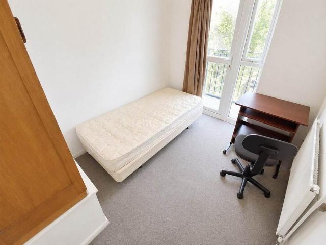 Apartment for rent in Reading