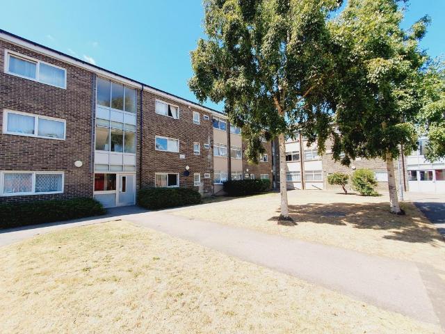 Flat for rent in Fratton, City Of Portsmouth