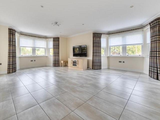 Apartment for rent in London Borough of Barnet, Greater London