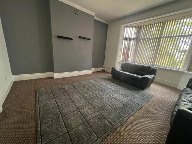 Apartment for rent in Wake Green, Birmingham