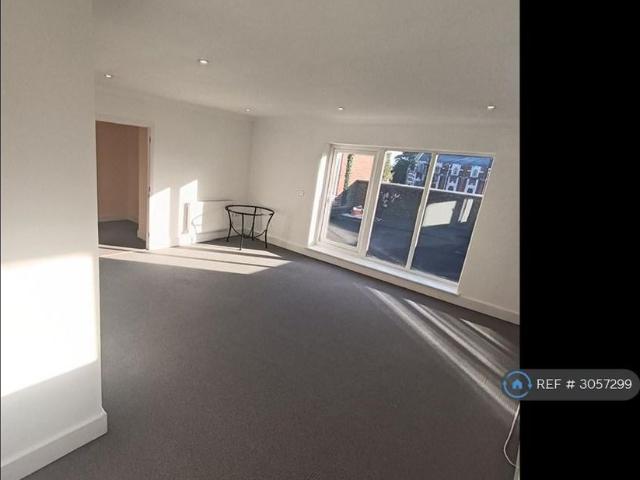 Apartment for rent in London Borough of Merton, Greater London