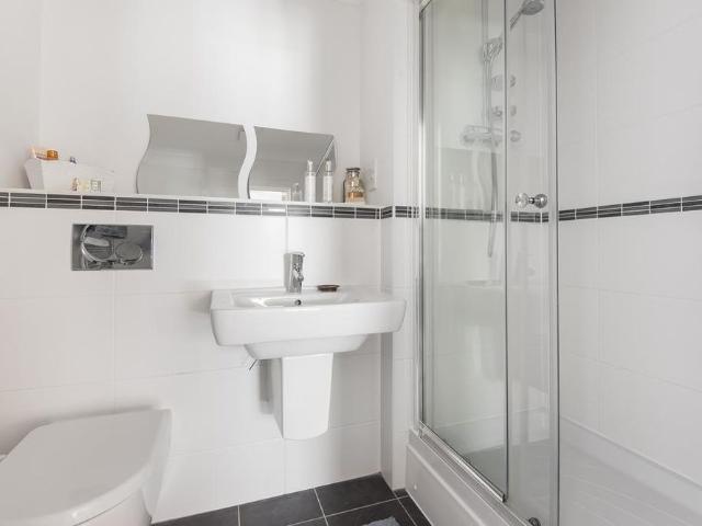 Apartment for rent in Osney, The Slade