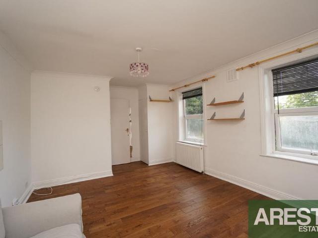 Apartment for rent in Muswell Hill, Greater London