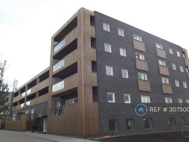 Flat for rent in London Borough of Barking and Dagenham, Greater London