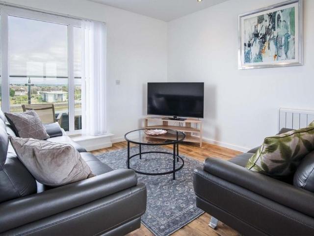 Apartment for rent in Seaside, Llanelli