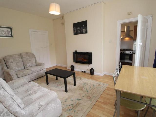 Apartment for rent in Dawsholm, Kelvindale