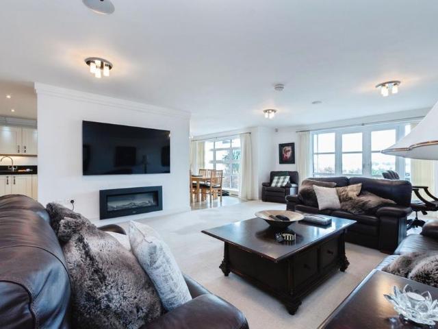Apartment for rent in Lilliput, Poole