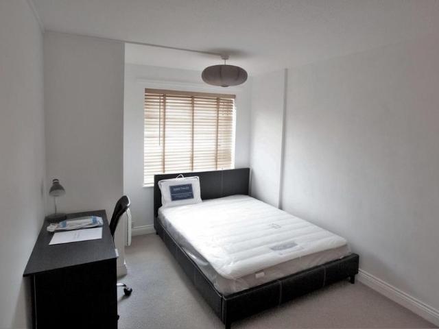 Apartment for rent in The Close, Hampshire