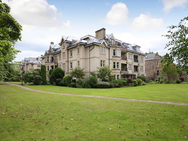 Flat for rent in Marchmont, Scotland