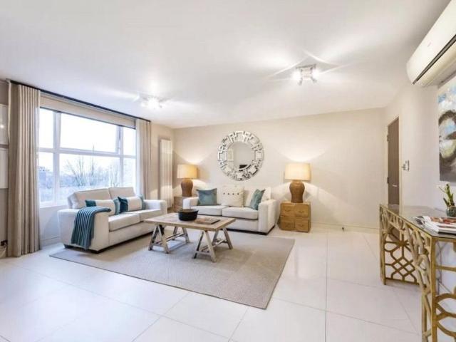 Apartment for rent in St. John's Wood, Greater London
