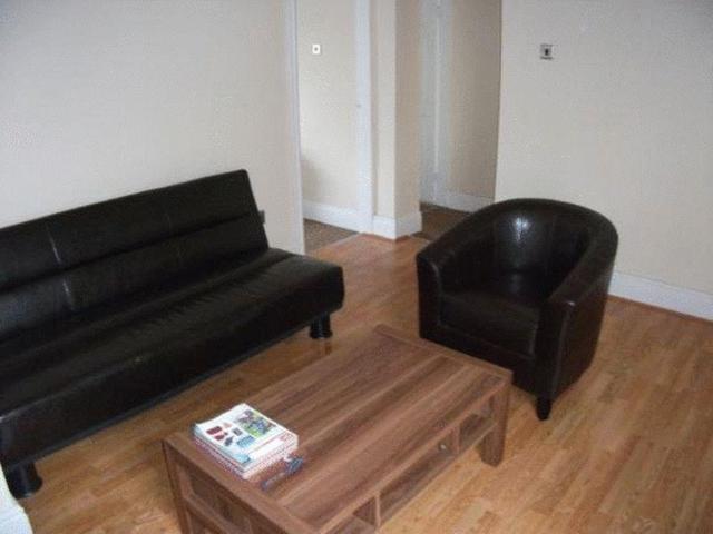 Flat for rent in Stirchley, West Midlands