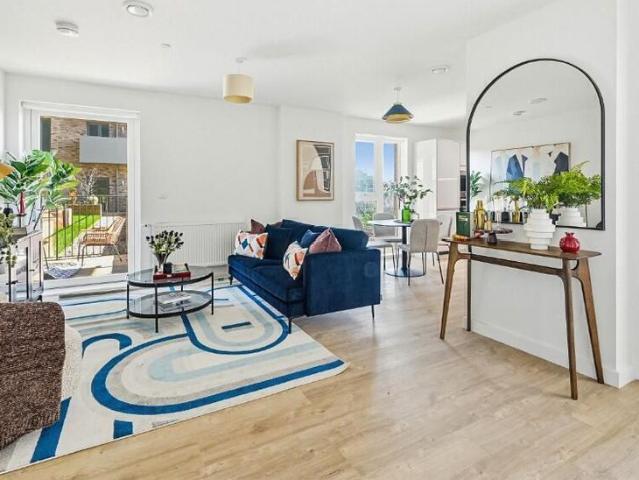 Apartment for rent in Gants Hill, Greater London