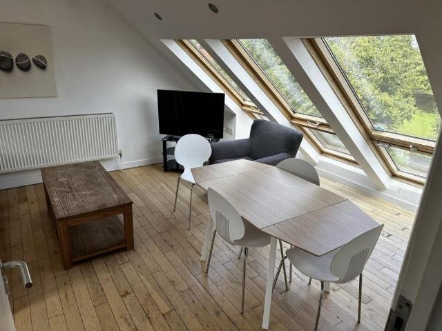 Apartment for rent in Gipsy Lane Estate, The Slade