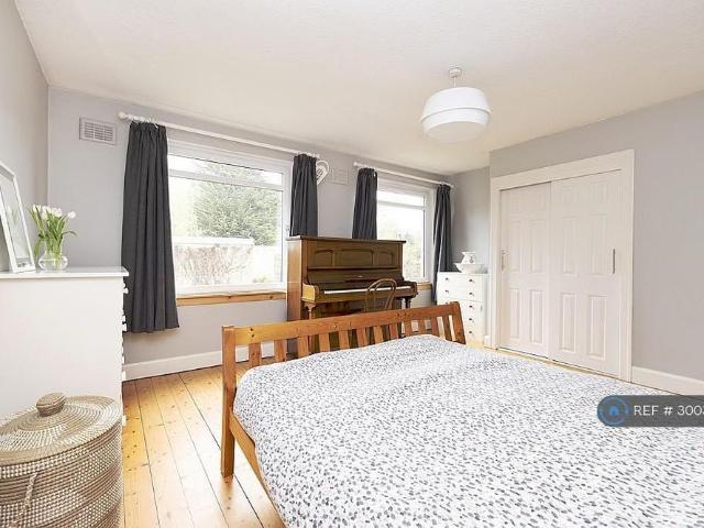 Apartment for rent in Morningside, Scotland