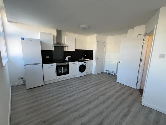 Flat for rent in West Cliff, Bournemouth