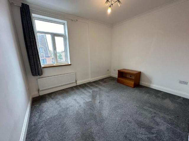 Apartment for rent in Yiewsley, Greater London