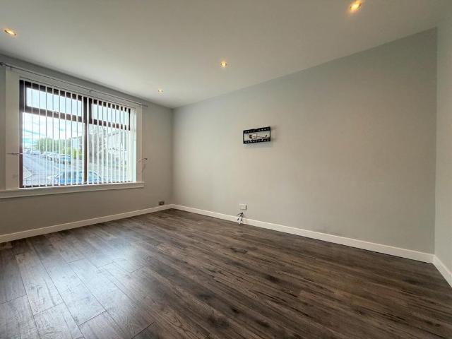 Apartment for rent in Woodside, Scotland