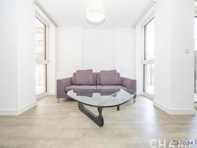 Apartment for rent in Royal Borough of Greenwich, Greater London
