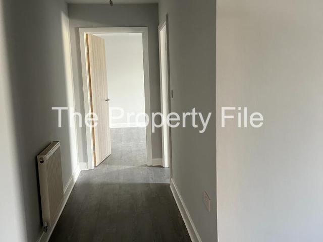 Flat for rent in Newtown, Salford