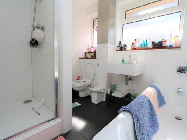 Apartment for rent in Royal Borough of Kingston upon Thames, Greater London