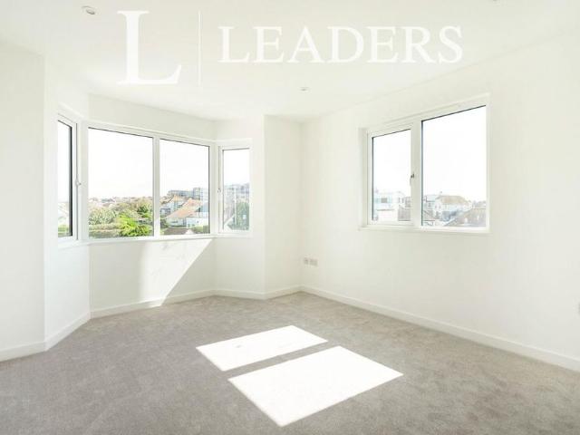 Apartment for rent in Brighton Marina Village, Roedean