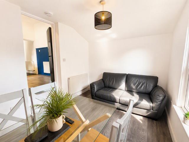 Apartment for rent in Stow Hill, Wales