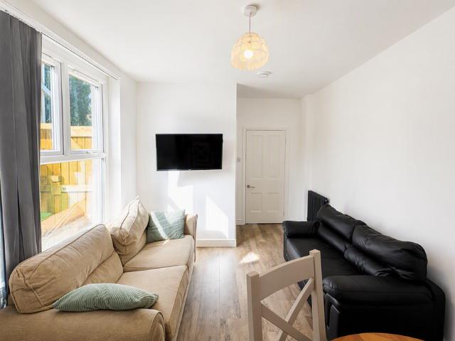 Apartment for rent in Stow Hill, Wales