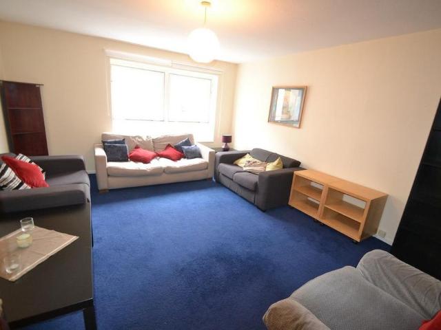 Apartment for rent in Southside, Scotland