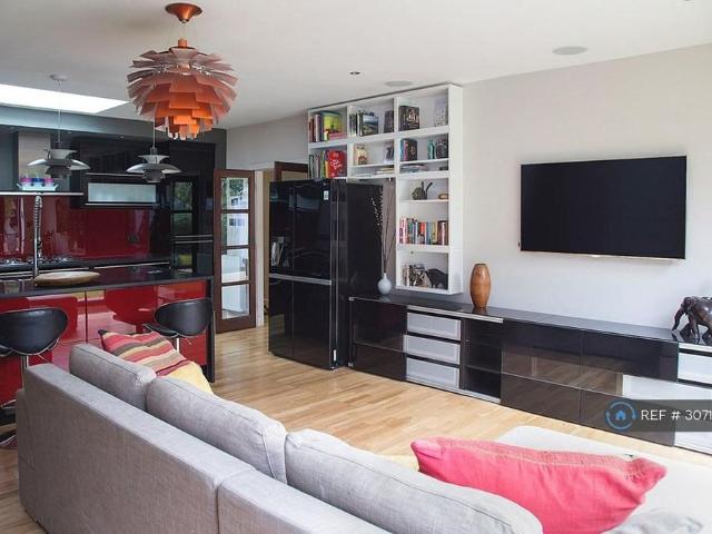 Apartment for rent in London Borough of Islington, Greater London