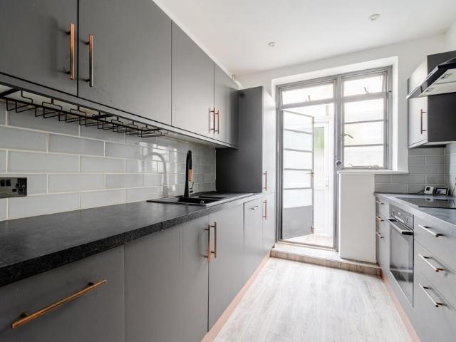 Flat for rent in West Worthing, Worthing