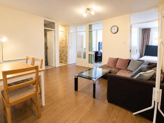 Apartment for rent in Chalk Farm, Greater London