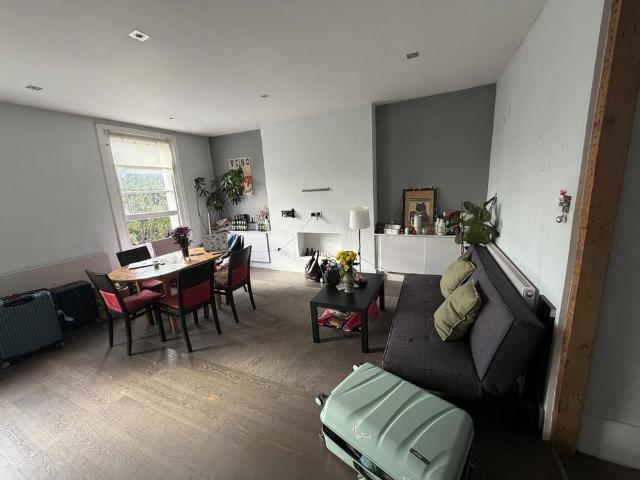 Apartment for rent in Brook Green, Greater London