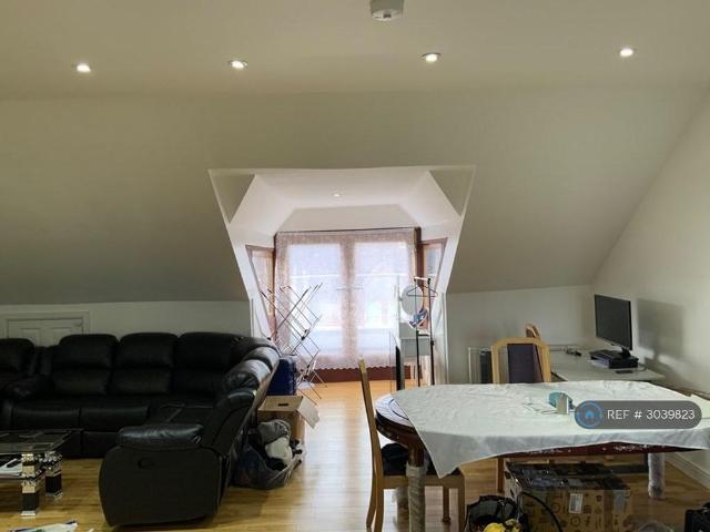 Apartment for rent in Brompton, Gillingham